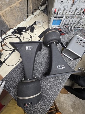 2 Jbl 375 Horn Driver Pair With h5039 Throats Tested Working For HARTSFIELD Pair