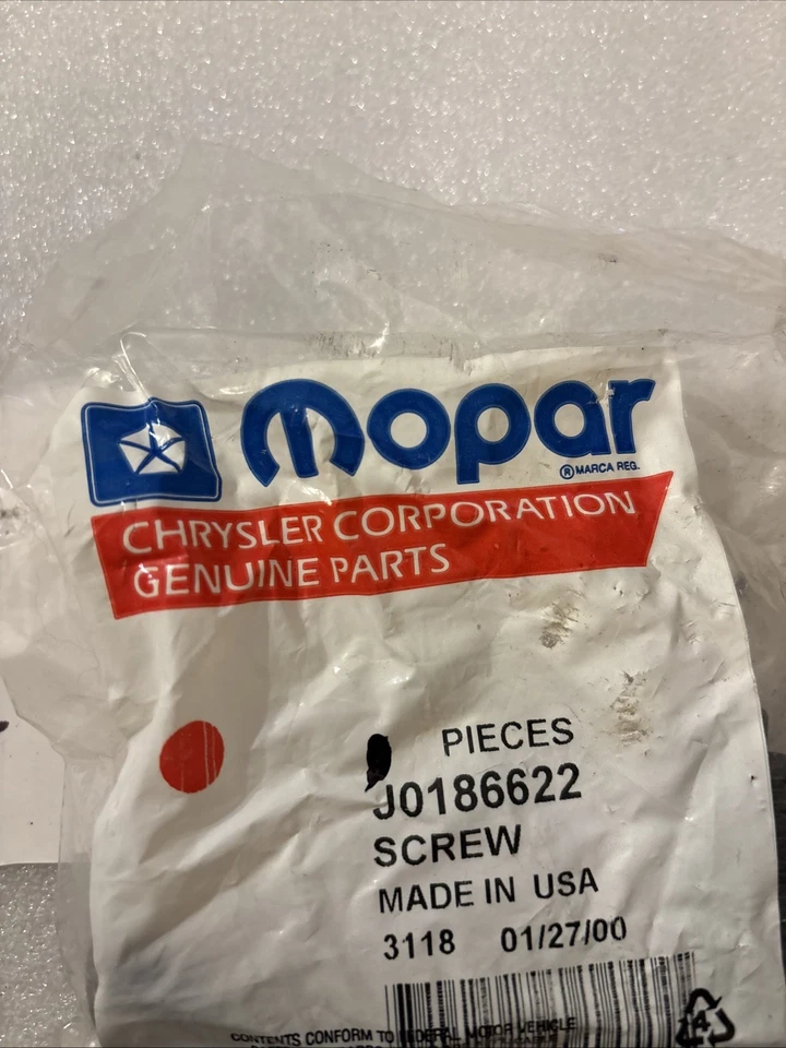 Perno perno genuino Mopar J0186622 para colector de escape OEM NOS para AMC Jeep Foto 2 de 4