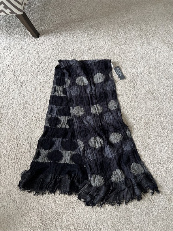 Chicos Additions Shawl Wrap Scarf With Tassles Oblong Dottie Crinkle One Size