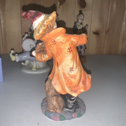 7 Assorted Collectible Clowns + Band Set? Open to offers! Will be packed well! - Picture 7 of 15