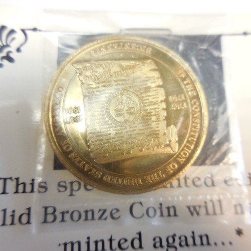 Collectable Bicentennial of The Constitution Solid Bronze Coin - Picture 2 of 4