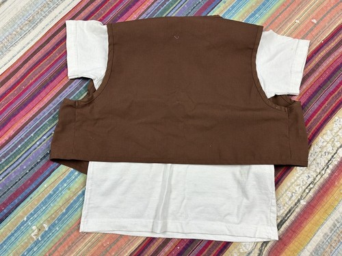 Girl Scouts of America Brownies Vest + T-Shirt Girls USA Patches Pin Size Medium - Picture 7 of 7