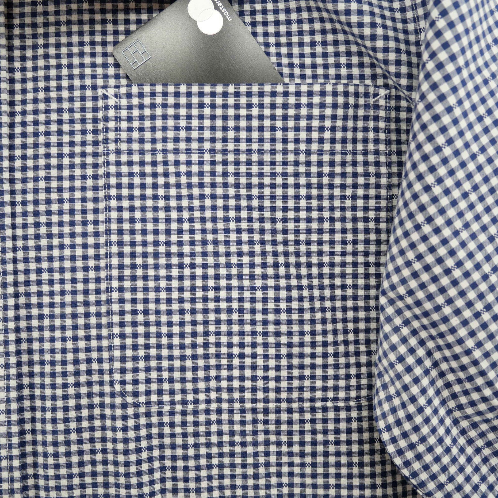 Tommy Hilfiger Wrinkle Resistant Men's Size 15.5-32/33 Check Stretch Dress Shirt thumbnail 2