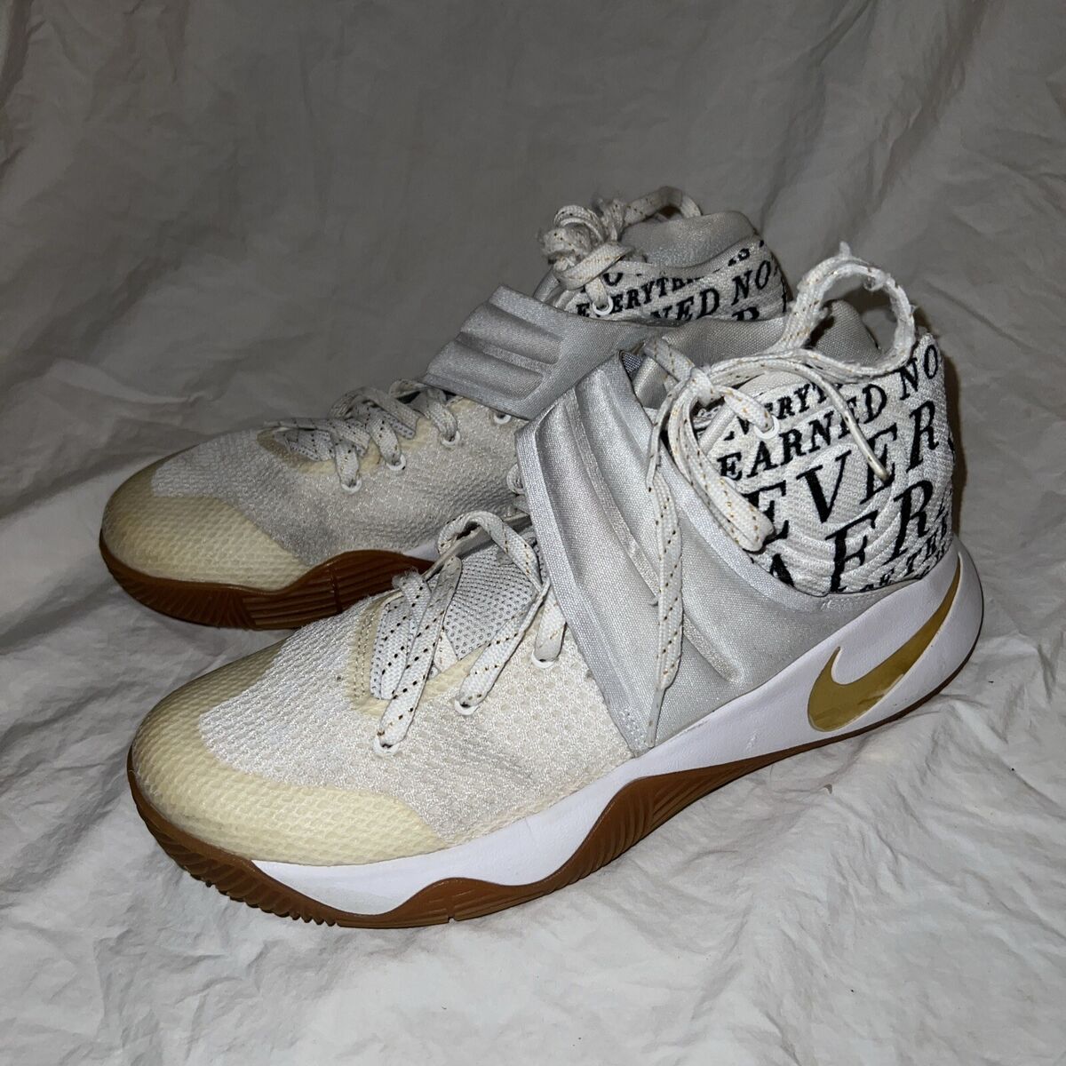 Nike Kyrie 2 ID Basketball Shoes Mens Sneakers White Gold Nike Kyrie 2 ID Basketball Shoes Mens Sneakers White Gold