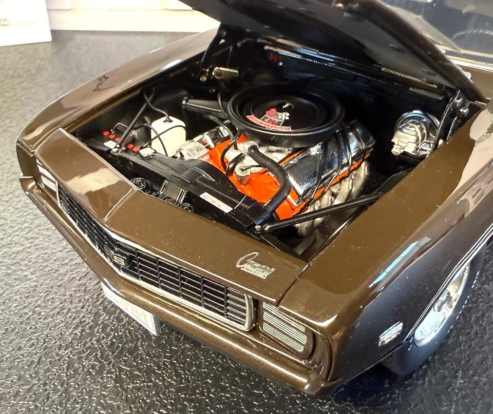1/18 scale, YCID, 1969 COPO CAMARO in BURNISHED BROWN, 1 of 199 - Image 4 of 4