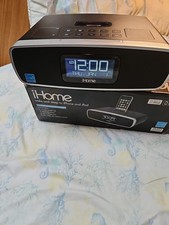 iHome IP90 Apple iPod Docking Station- Tested Works. No Remote