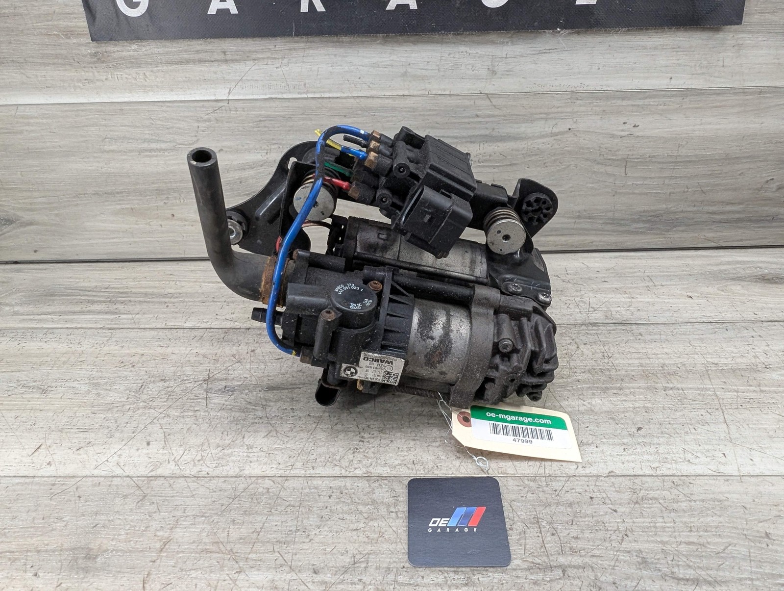 16-22 OEM BMW G11 G12 740 750 M760 Air Suspension Compressor Pump Module Motor