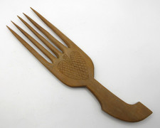 8" Vintage Hand Carved Wooden African Tribal Hair Pick Comb Folk Art Fish Heart