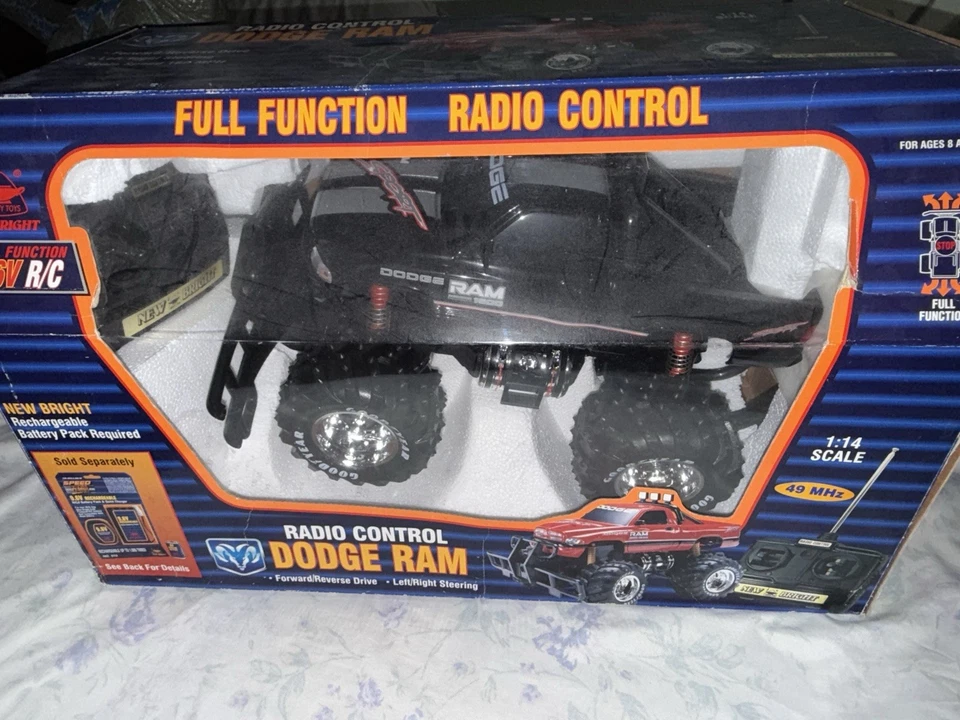 Dodge Ram 27 MHz RC Remote Control Truck New Bright . 1999 New Open Box - Image 3 of 4