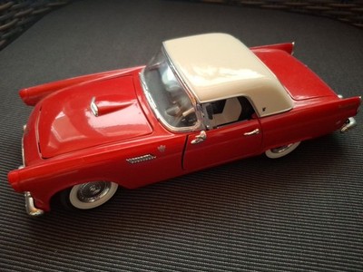 Ford Thunderbird 1955 Road Legends Maßstab 1:18 Druckguss-Auto VITRINEN MODELL 