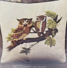 Avon Creative Needlecraft Crewel Embroidery Kit Owl Mates Pillow 1973 Vintage