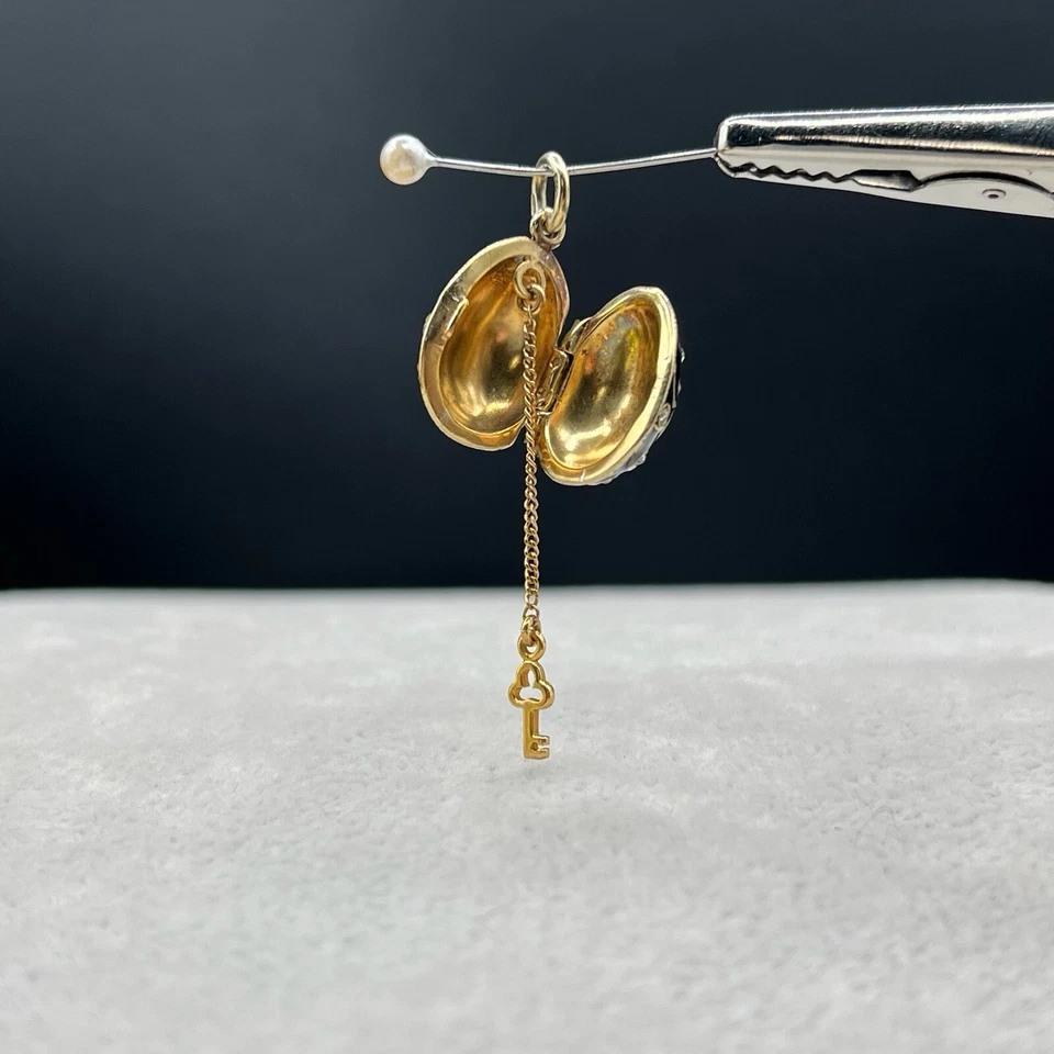 Soviet Silver Gold Plated Enamel Locket Egg Pendant with Key - Image 4 of 4