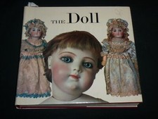 1977 THE DOLL HARDCOVER BOOK BY CARL FOX - PHOTOS BY LANDSHOFF - I 2040