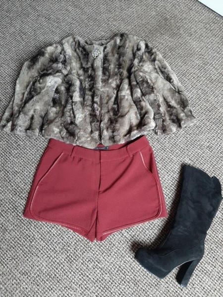 Women Color Me Shorts Burgundy 38 / M / 46