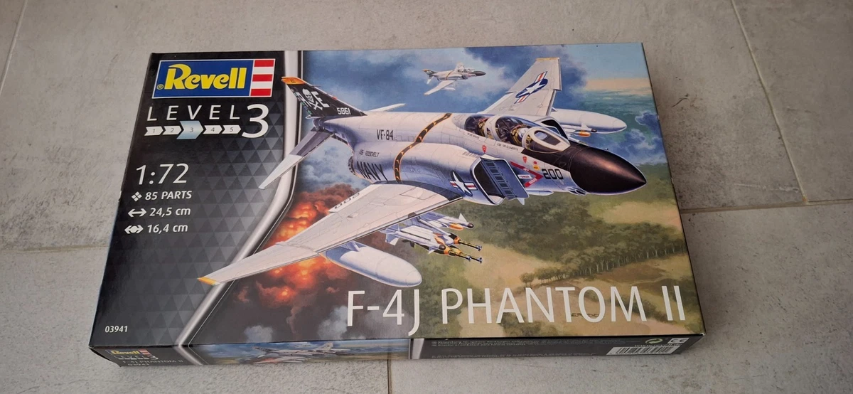 Maquette Revell F-16 Falcon – 50e Anniversaire – Échelle 1/ – À Peindre