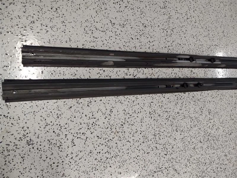 Nissan Pathfinder 2004 par de barras transversales de techo de 4 puertas 2691 Foto 2 de 4