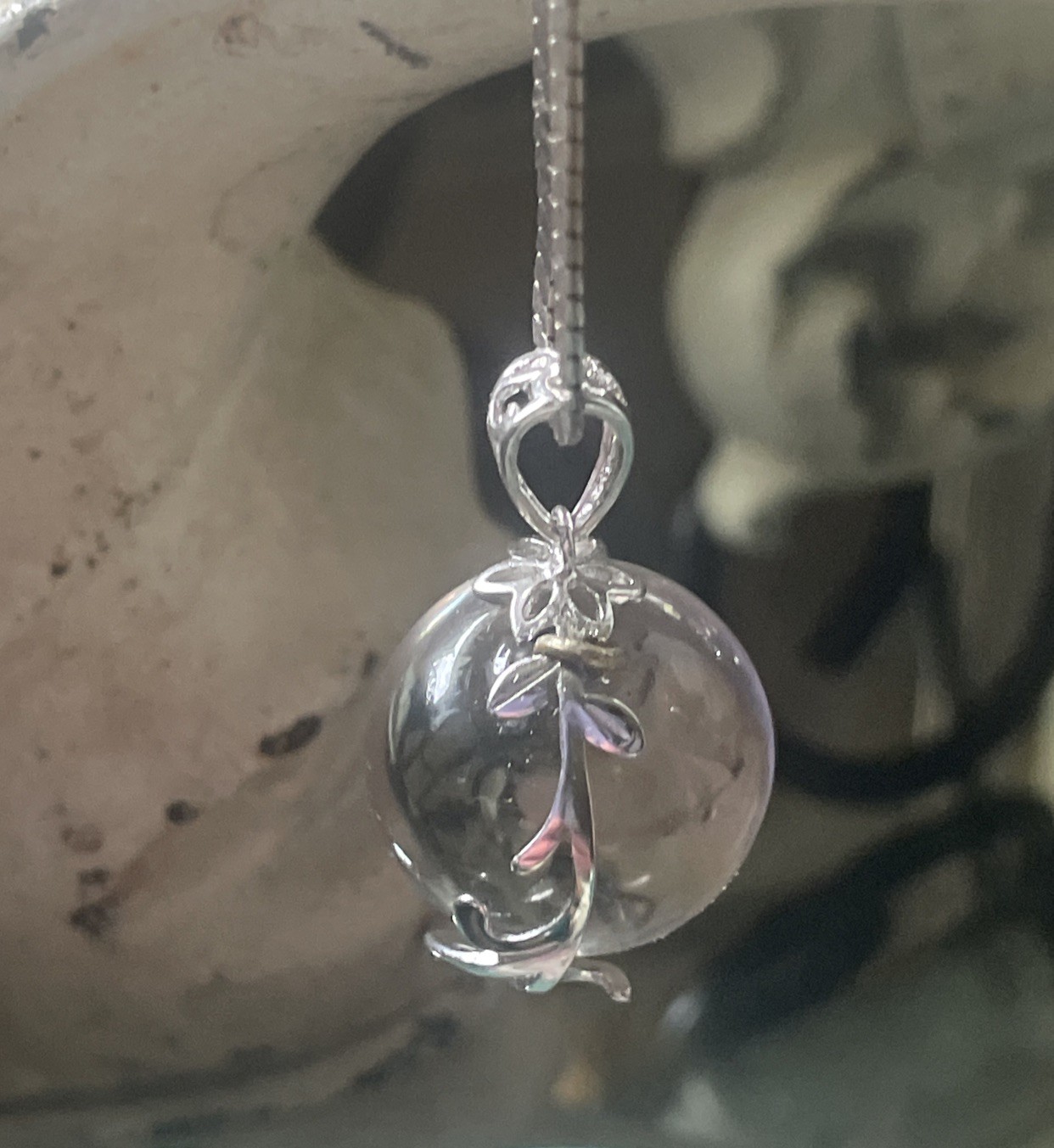 Antiguo Orbe de Cristal en Moderno 925 Bisel Floral Colgante Piscina de Luz Estilo