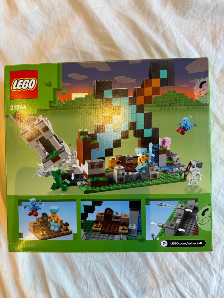 Lego Minecraft The Sword Outpost 21244 - Image 2 of 2