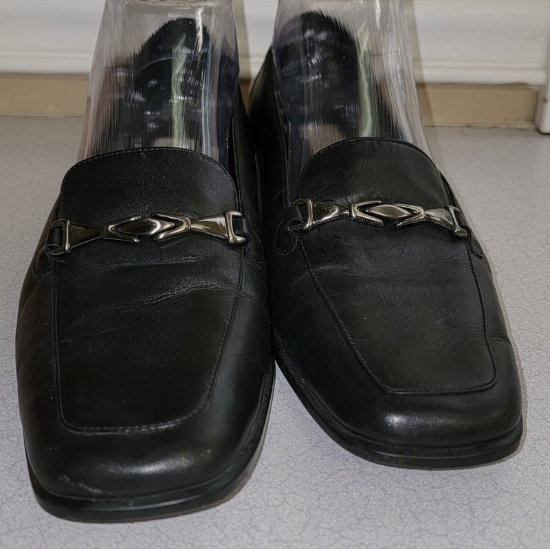 Victoria Spencer Loafers Black Leather Size 8.5 M Silver Buckle Y2K Office Shoes