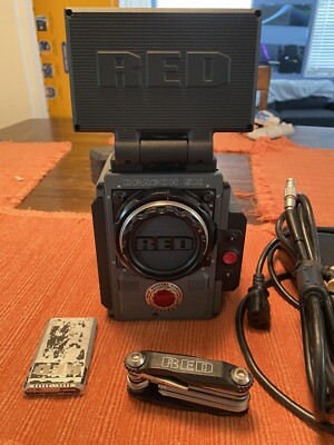 Red Dsmc2 Scarlet-W Kit. Only 320 Hours! EF. 512gb Card. Monitor. I/O Expander.