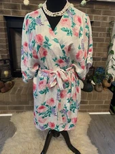 Vintage Fantasies by Morgan Taylor Midi Floral Robe Womens Size One Size EPOC!!