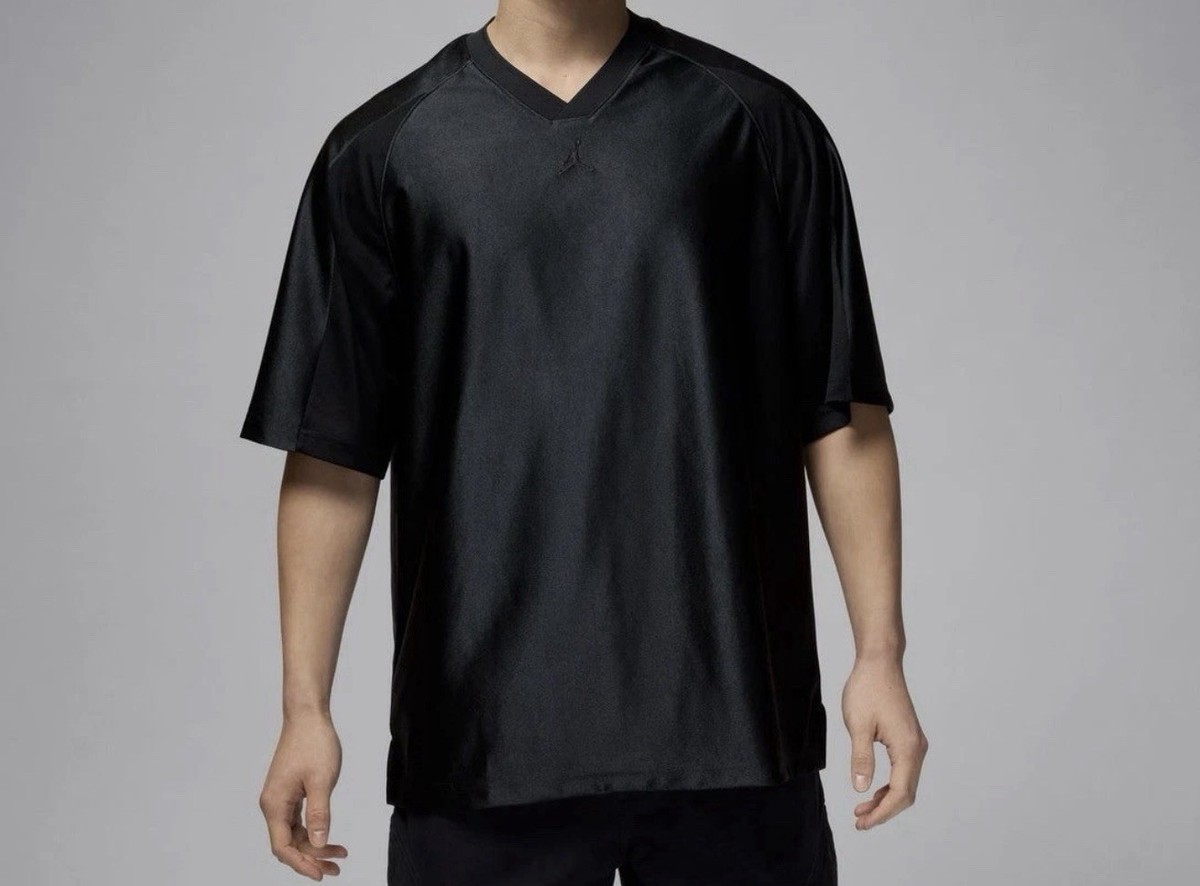 Air Jordan Men's V Neck Oversized Jersey Shirt Black MVP Nike