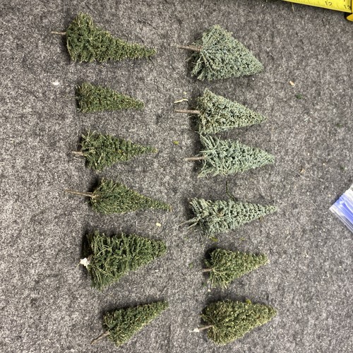 O Scale Scenery Trees, Qty 12, Used, Woodland Scenics? Lot 3 (SC031926-04)
