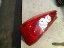 Feu arrière Mazda MPV