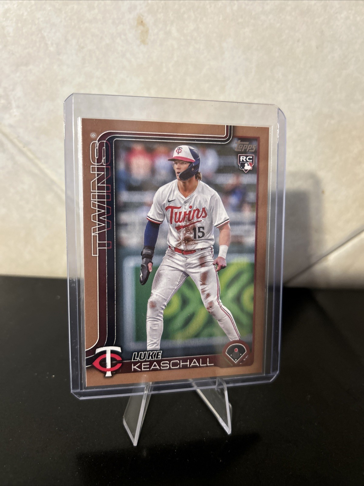 2025 Topps Update Series - Luke Keaschall #US16 Gold /2025 (RC)