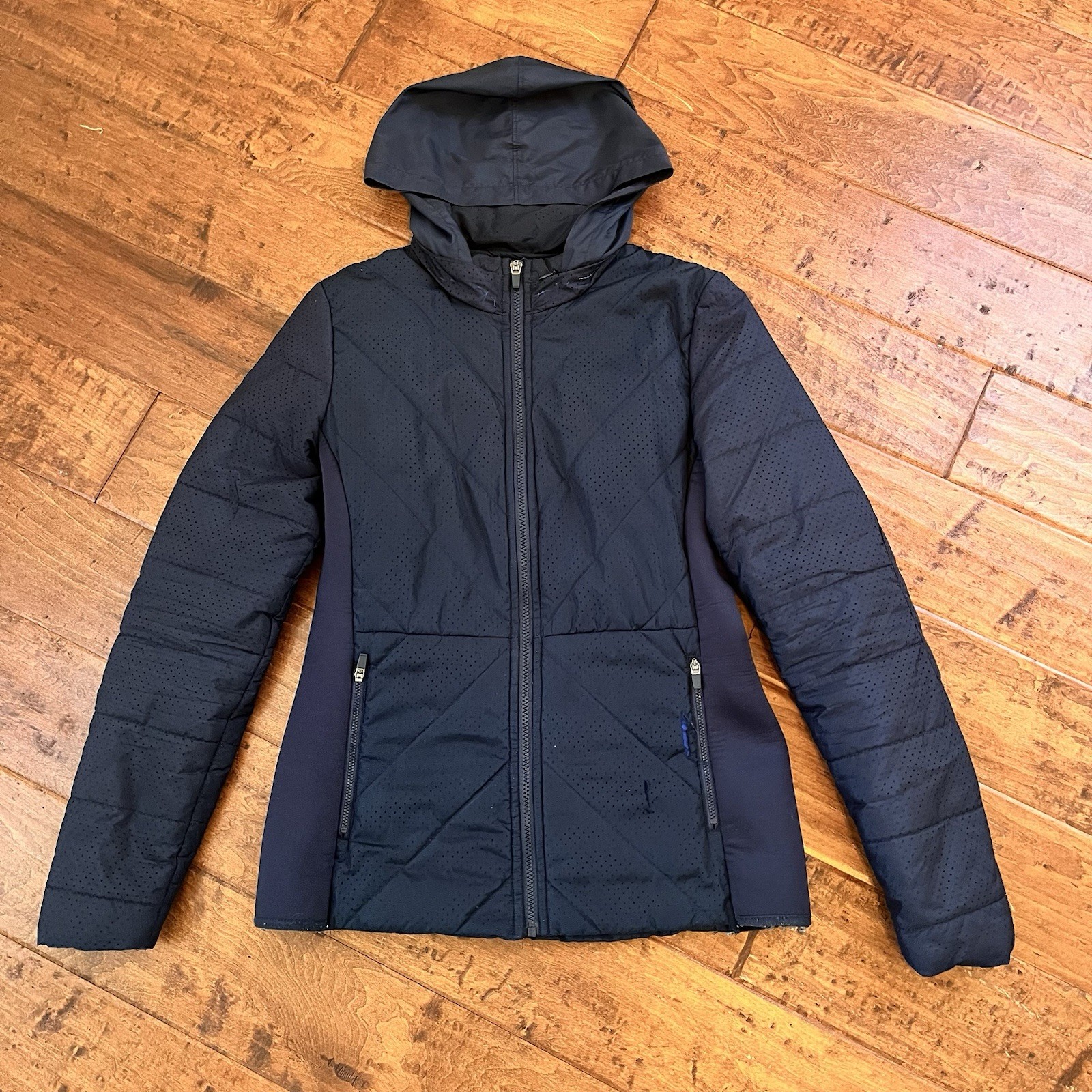 FABLETICS Women’s Light Puffer Jacket Packable Ho… - image 1