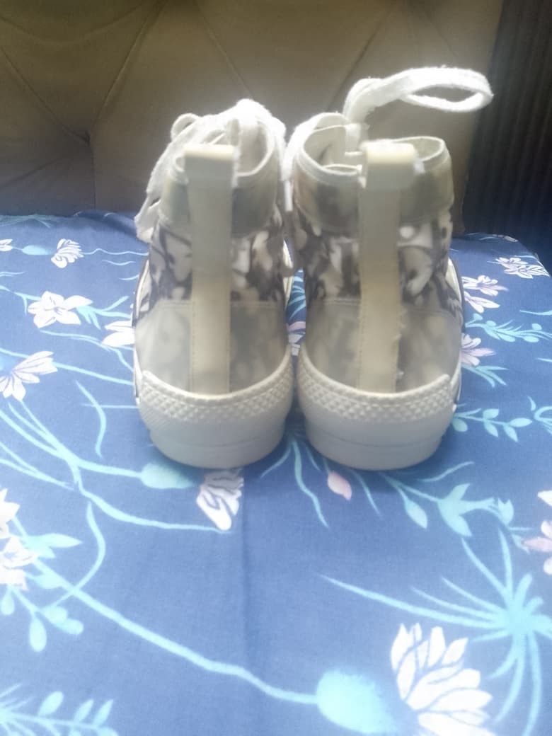 Dior B23 HIGH-TOP SNEAKER White/Gray Oblique Canvas Eu Size 36 image 4