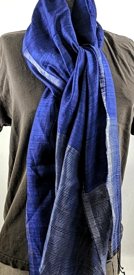 NWT Fabindia 100% Silk Hand Woven Shawl Stole Scarf Purple Silver - Image 3 of 4