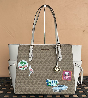 MICHAEL KORS GILLY LARGE DRAWSTRING TRAVEL TOTE SHOULDER BAG MK LIGHT CREAM MULT