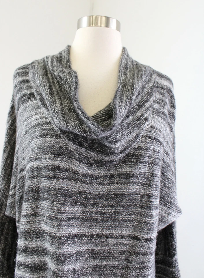 Suéter túnica cuello capucha teñido espacial gris Field Flower Anthropologie talla S Foto 4 de 4