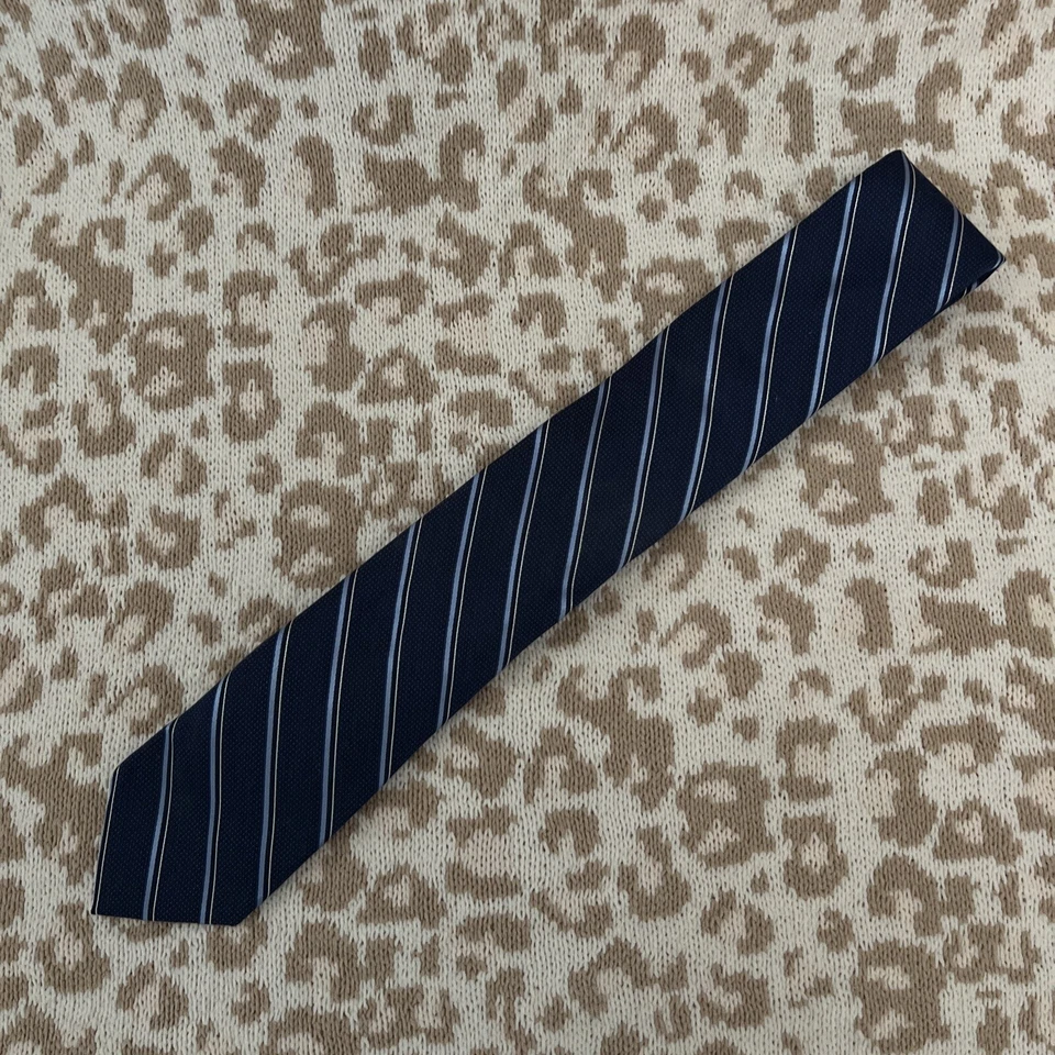 Kenneth Cole Awearness男式蓝色条纹领带 — 第 2/4 张图片