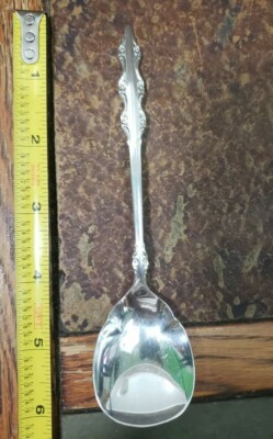  INTERNATIONAL DEEP SILVER VTG 1969 EMPRESS PATTERN SILVERPLATED SUGAR   SPOON
