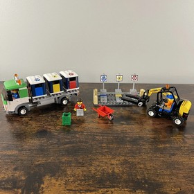 LEGO City 4206 Recycling Truck 100% Complete Minifigures Instructions Retired
