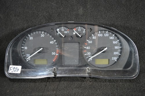VW Passat 3B Kombiinstrument Tacho 3B0919880D Tkm-unbekannt (#301)