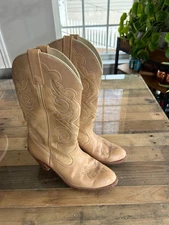Dingo Size 9 M Western Cowgirl Boot Leather Cowboy Heels Boots Womens Tan