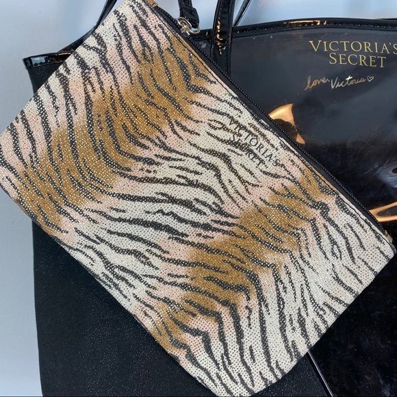 Victoria's Secret Am/pm Ikili Makyaj Çantası Siyah Fiyatı