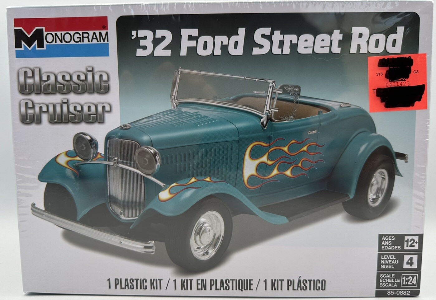 ‘32 Ford Street Rod 1:24 Scale Classic Cruiser Monogram Model Kit New Sealed