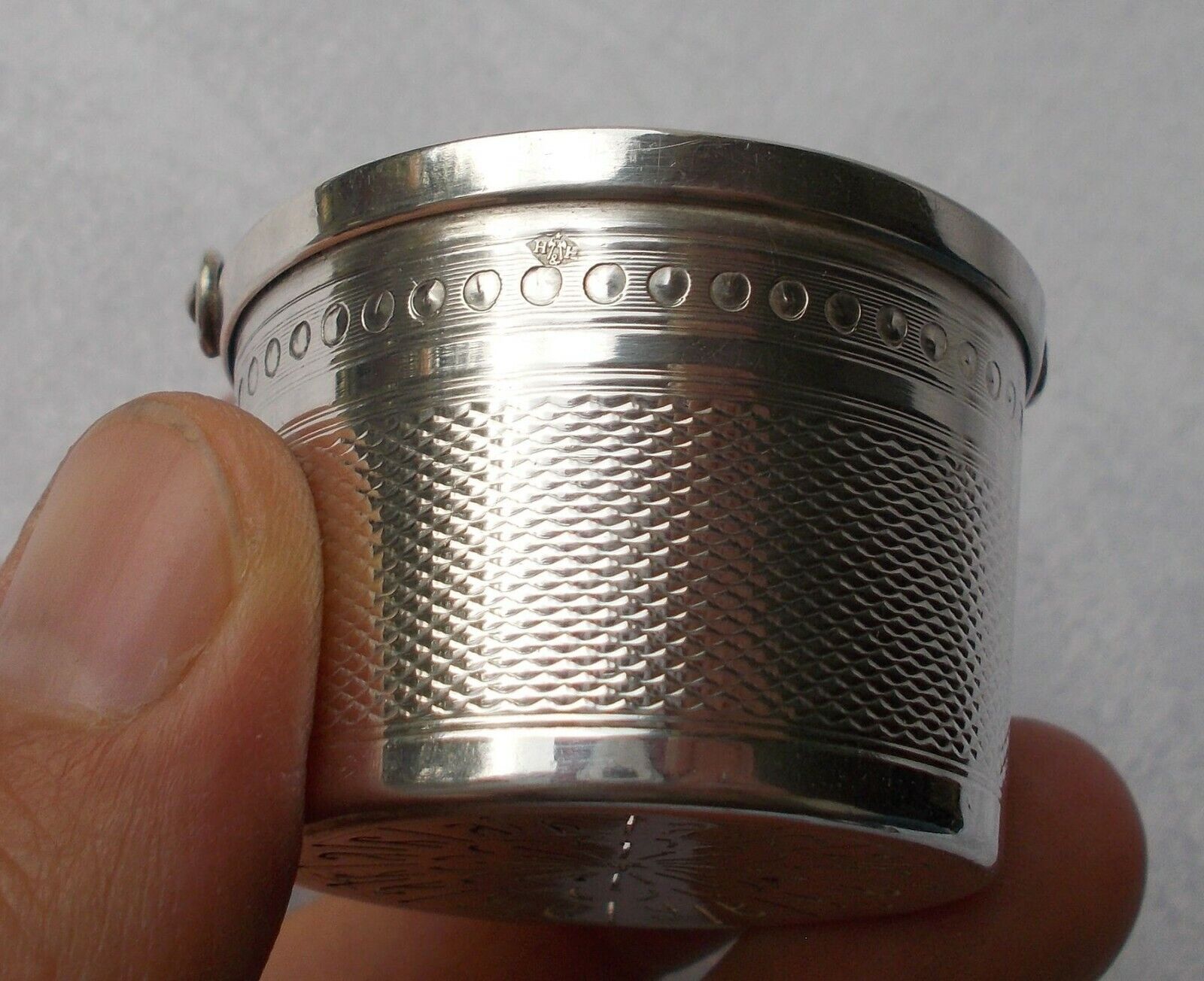 Details zu   *RAR* Seltenes Teesieb Guilloche Dekor aus 950er Silber, Frankreich um ca. 1890 Klassischer Supergewinn