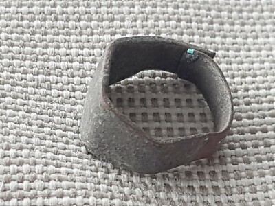 Post Mittelalter Kupferlegierung Ring beschädigt/gebogen im Alter Bitte Beschreibung lesen L80L