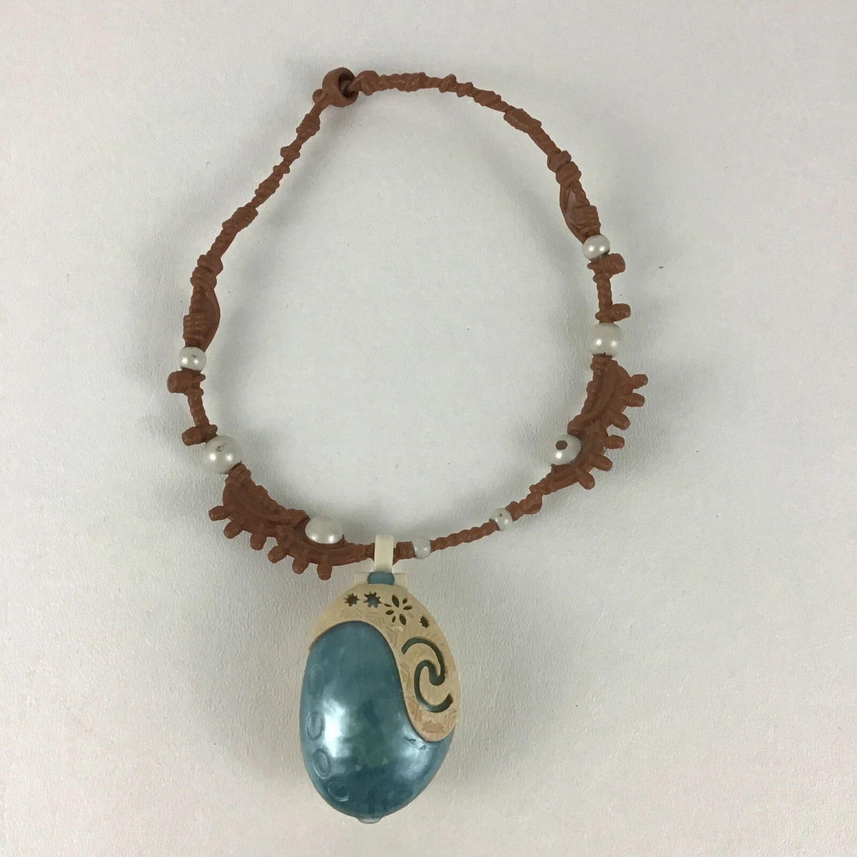 Disney moana's hotsell magical seashell necklace