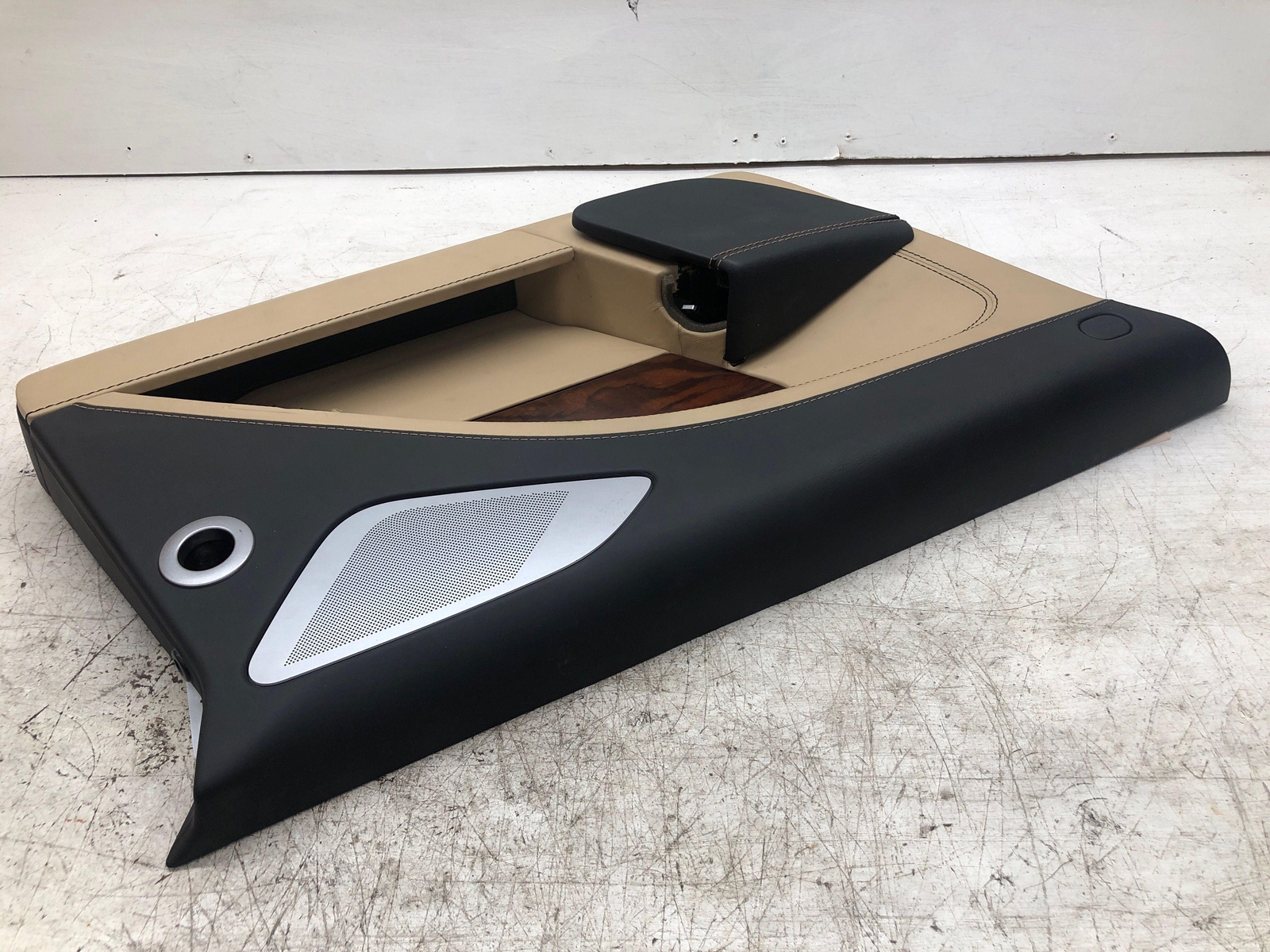 ASTON MARTIN RAPIDE LEFT FRONT DOOR PANEL TRIM COVER BEIGE BLACK LEATHER OEM