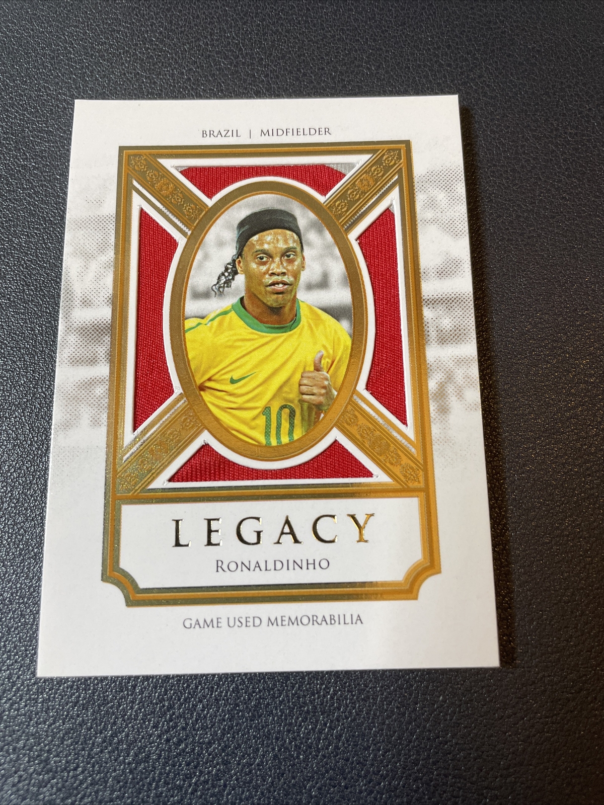 RONALDINHO 2021 FUTERA UNIQUE LEGACY FLAMENGO MATCH GAME WORN PATCH 27/37 view 1