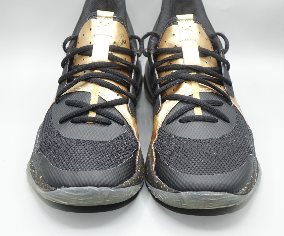 Under Armour Curry 7 Black/Metallic Gold 3023300-002 men's Under Armour Curry 7 Black/Metallic Gold 3023300-002 men's