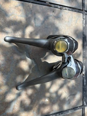 Shimano 600 Ultegra STI Brake Levers/8 Speed Shifters Vintage Road ST-6400 