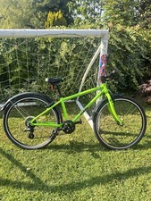 Frog Frog 69 Unisex Kids Bike Green/Black Mudguards V-Brake Flat Bar