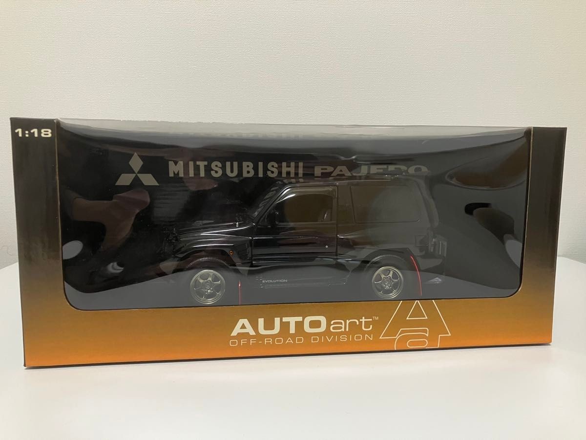 AUTOart 1/18 Mitsubishi Pajero Evolution Black SUV Diecast Model